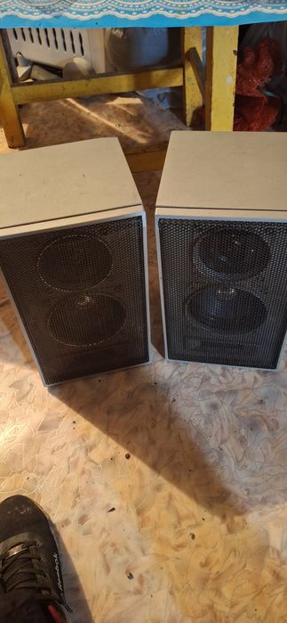 Продам колонки 18 000 тг.