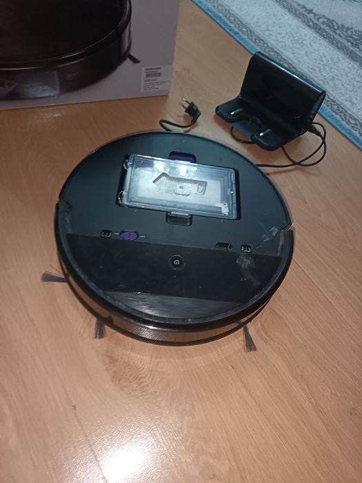 Робот пылсесо sumsung powerbot vr5000