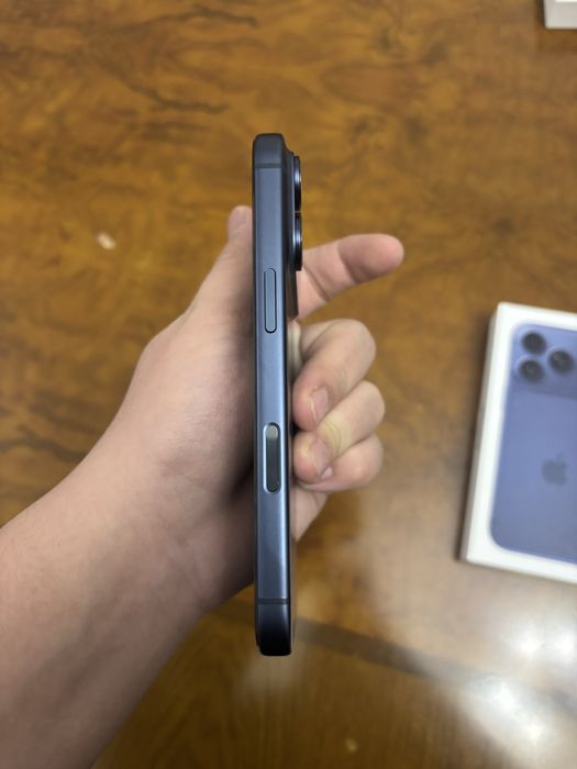 iphone 17 pro,256gb,e-sim.Deep Blue