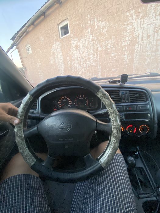 Ниссан примера п11