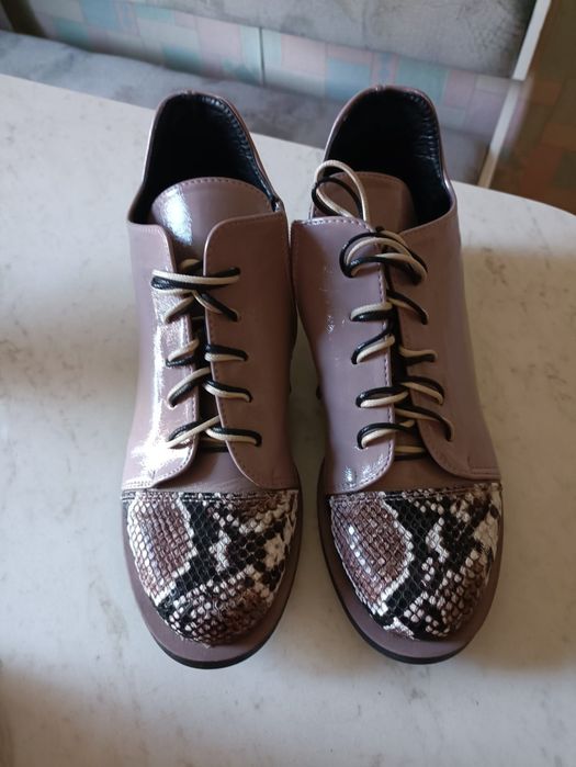 Сапоги женские новые