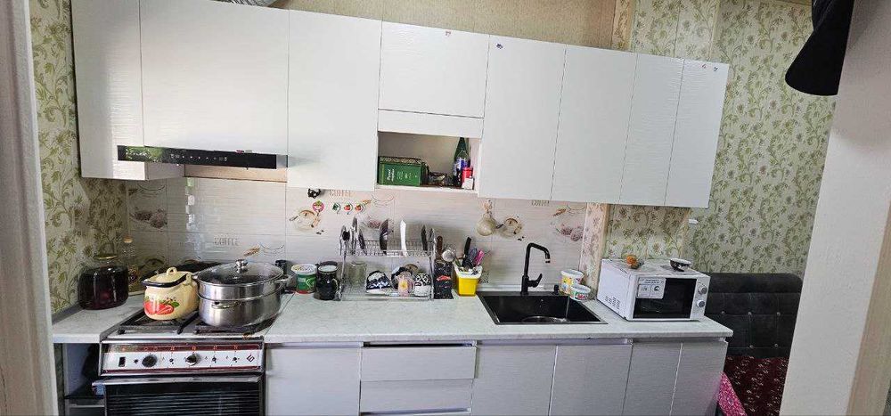 Срочно Бодомзор кучада уй сотилади.