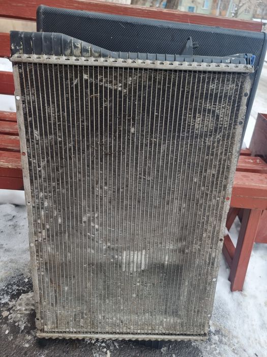 Радиатор на bmw e 39 m54