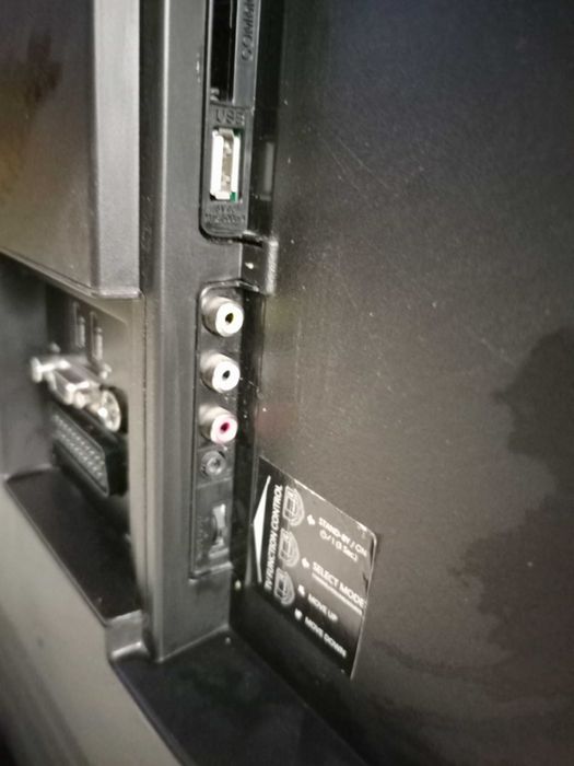 Телевизор Crown 43" инча (109.22 cm) Full HD LED TV, DVB-T/, HDMI, USB