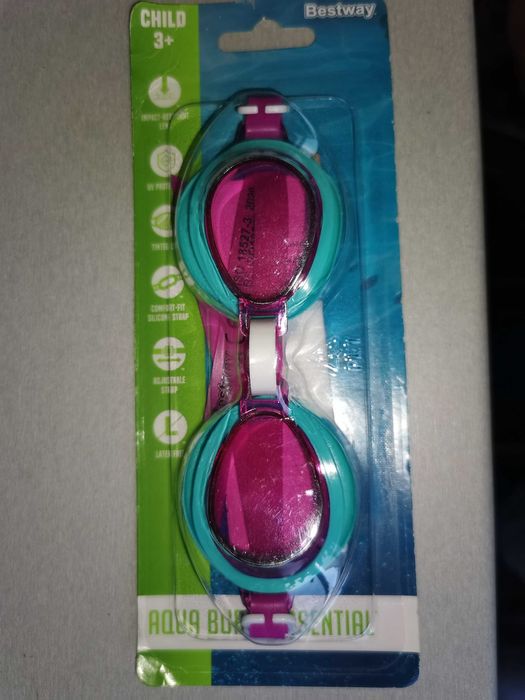 Нови Детски очила за плуване