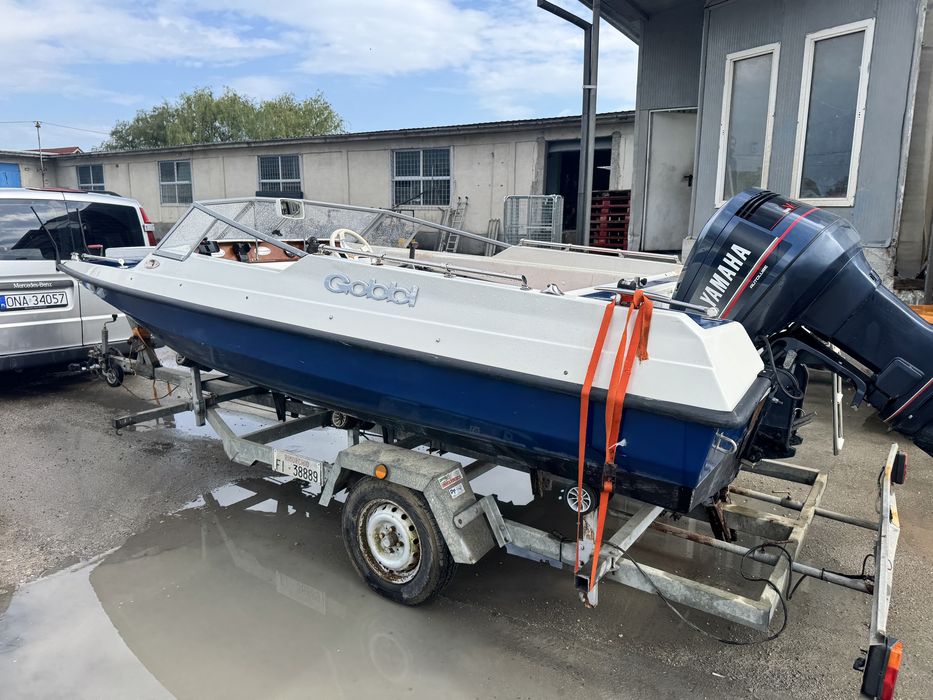 Gobbi sport boat + Yamaha 115 V4 + peridoc/trailer – ready de apă