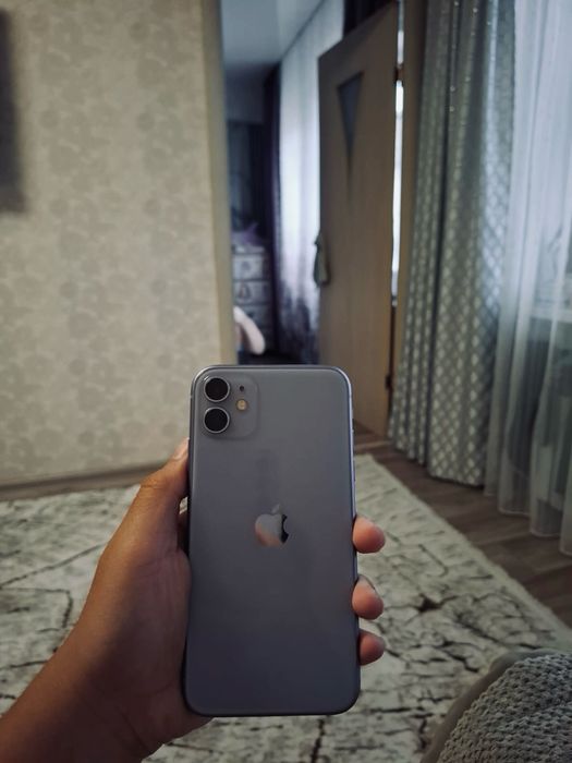 Продаю Iphone 11