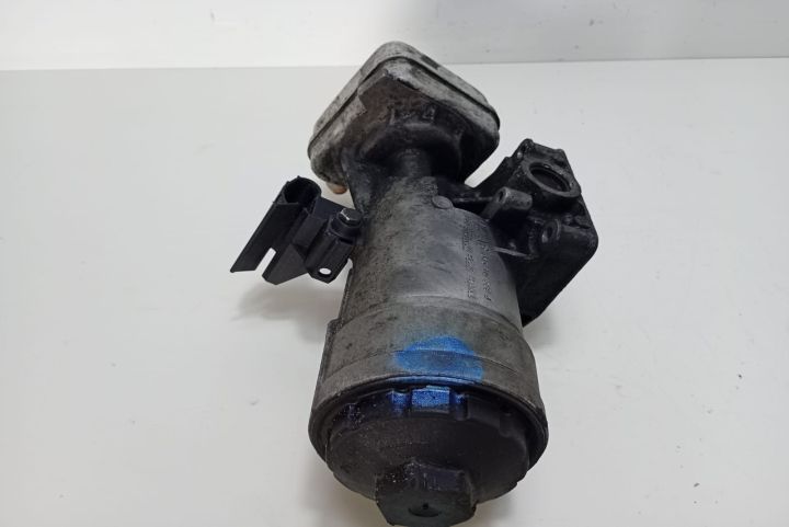 Carcasa  filtru ulei cu termoflot 045115389J Volkswagen VW Passat B6