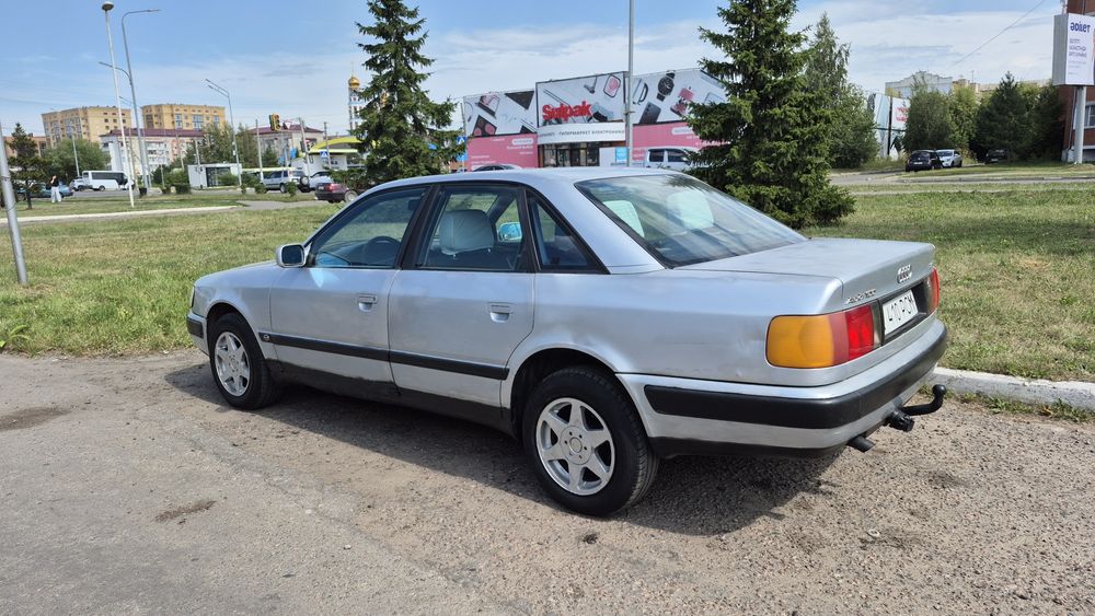 Продам Ауди 100 с4