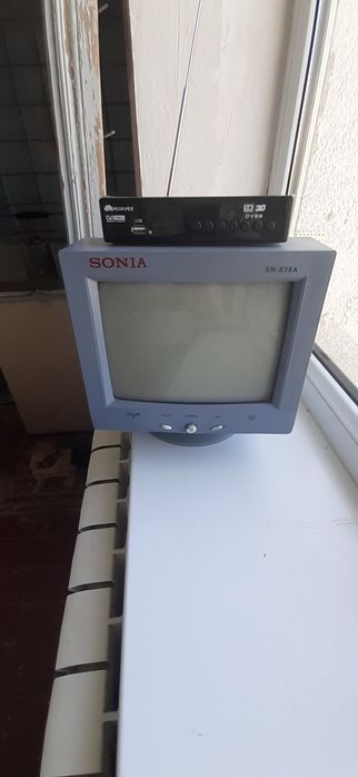 Мини телевизор сотилади