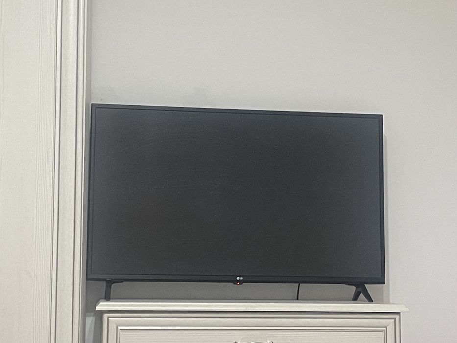 телевизор LG 43UM7100