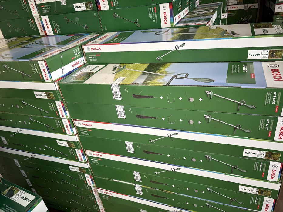 Электрический триммер с 2 насадками (газонокосилка) BOSCH AFS 23-37