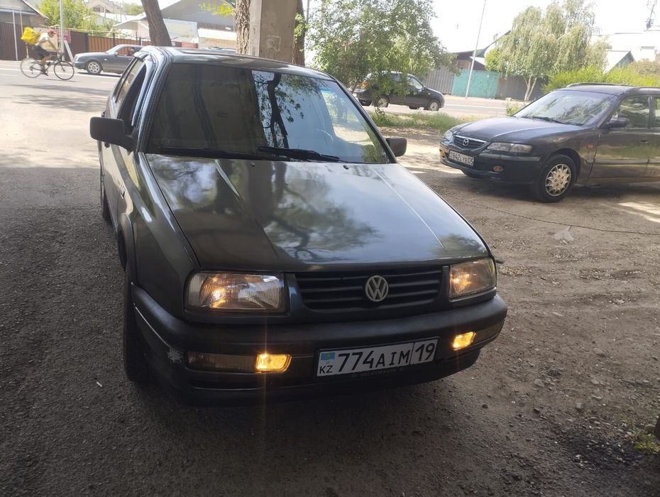 Срочно продам машину