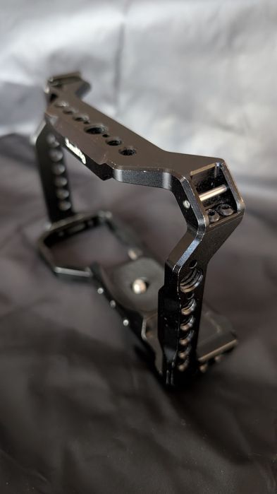 SmallRig cage 2918 за Sony a7III, А7RIII, или А9,