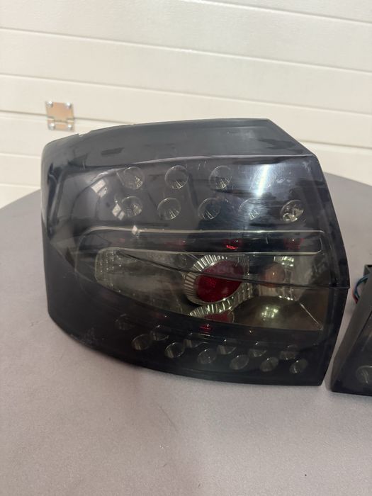 Диодни стопове AUDI A4 седан () - черни