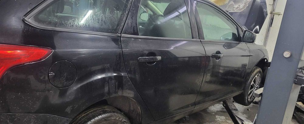 Usa stanga/dreapta,fata/spate ford focus 3 break,cod culoare DYB