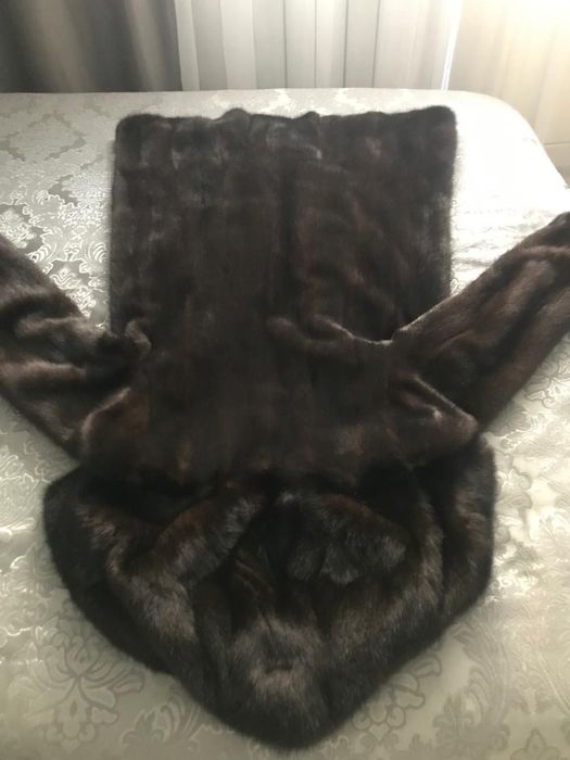Продаю Шубу норковую