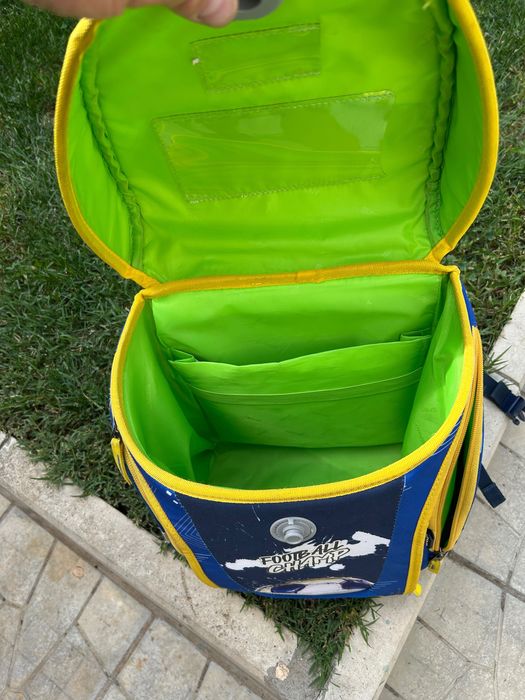 Раница за ученици