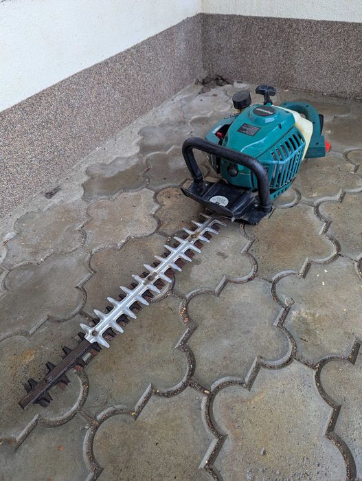 Drujba ,foarfeca pentru taiat gard viu QUAGAST