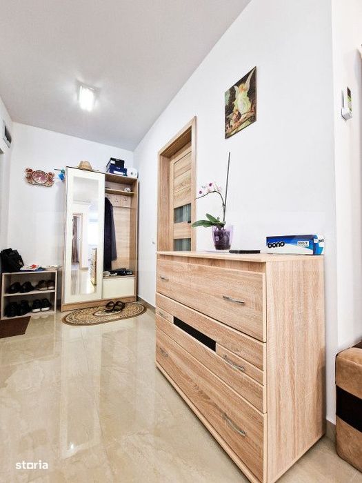 Apartament modern cu 2 camere, garaj, 49mp, etajul 2, zona Vivo