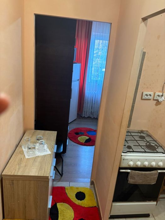 Închiriez o Camera de camin