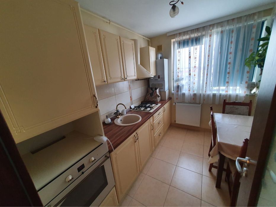 Direct proprietar,inchiriez ap 2 camere,Torontal,46mp,terasa 20 mp