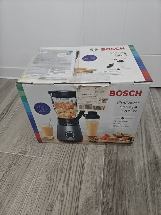 Vand blender Bosch VitaPower seria 4 cu 1200 W