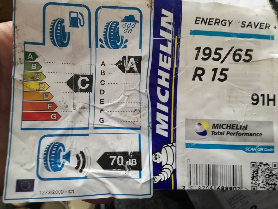 продавам летни гуми MICHELIN 195 65 R 15  купени 2019 г по 120 лв/бр