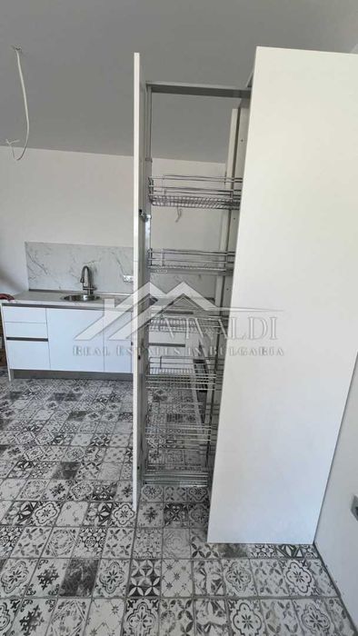 Продава се Двустаен апартамент в Варна, Младост 1 - 66 кв.м за 1043 €/кв.м - Снимка #2