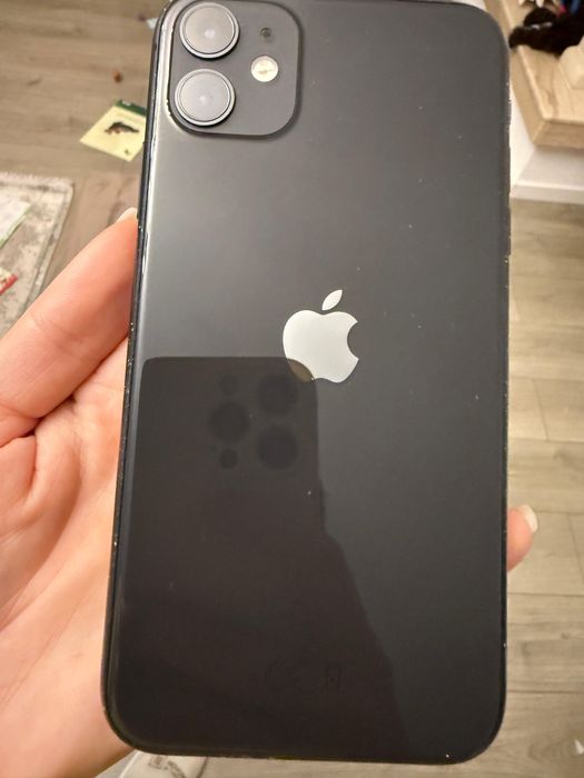 iPhone 11 – 64 GB