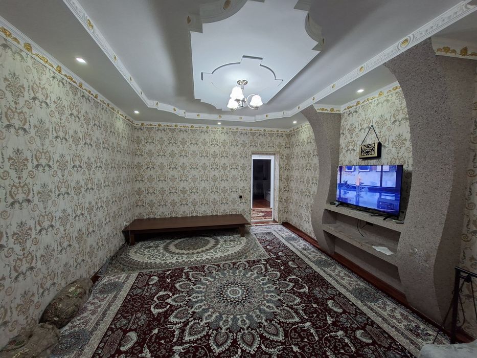 Квартира сотилоди срочно урганч шахрида