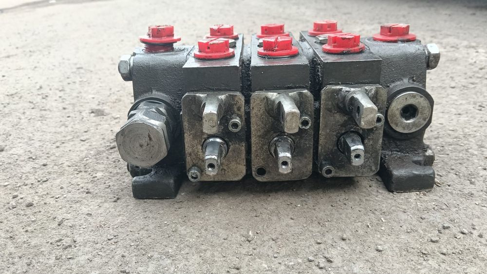 Распределитель МТЗ 82-1