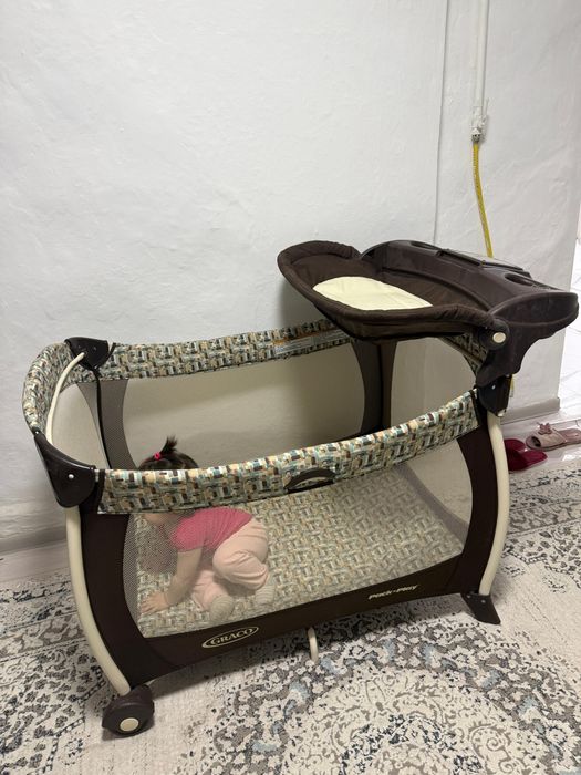 Складной манеж с пеленальным