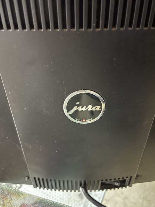 Кафе машина JURA impressa E 80