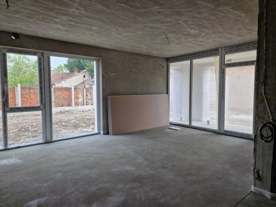 3 camere într-un ansamblu exclusivist, spații verzi și curte privată