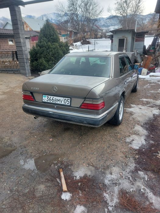 Продам мерседес Е 200