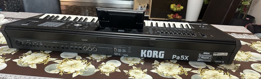 Korg Pa5x international 61 clape