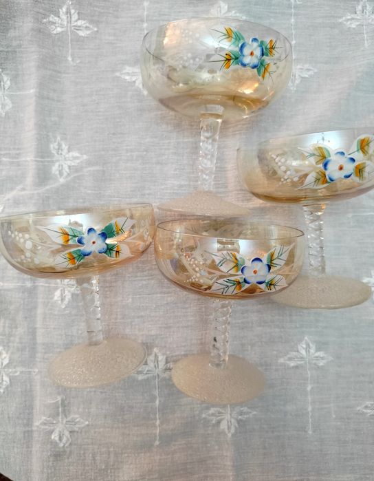 4 pahare,stare perfecta