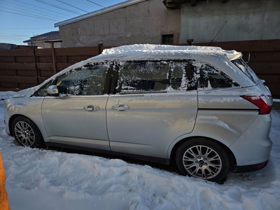 Ford grand Cmax 2012