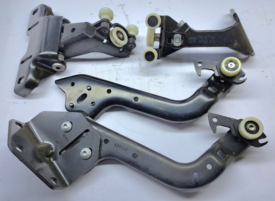 Rola Sprinter 907 /910   2017 - 2026 Rola Jos mijloc si sus ORIGINALE MERCEDES Orice Accesoriu pentru uși, Orice Piesa Disponibila Pentru Sprinter NOÎ