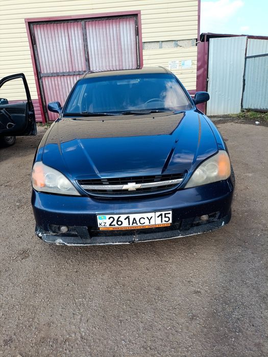 Автомобиль Шевроле