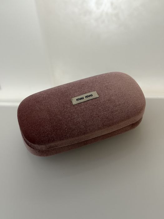 Оригинални слънчеви очила MIU MIU