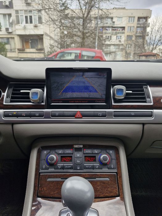 Продавам Audi A8