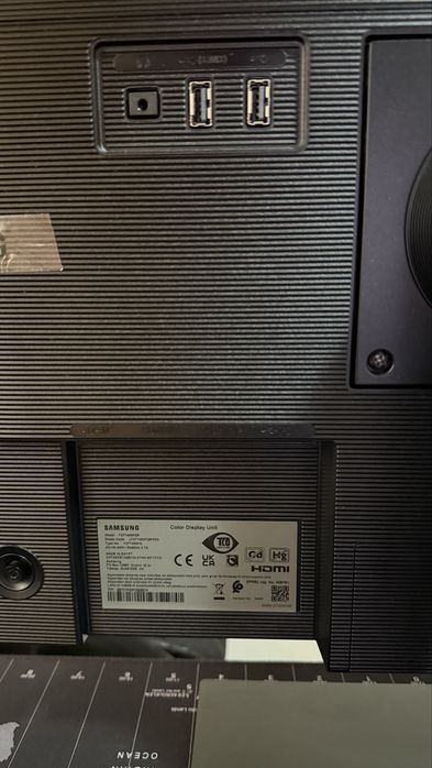 Монитор 27’ Samaung  F27T450FQR