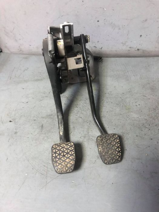 ansamblu pedale 2.0 d bmw seria 3 e46