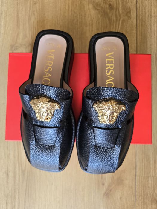 VERSACE-Дамски Чехли.