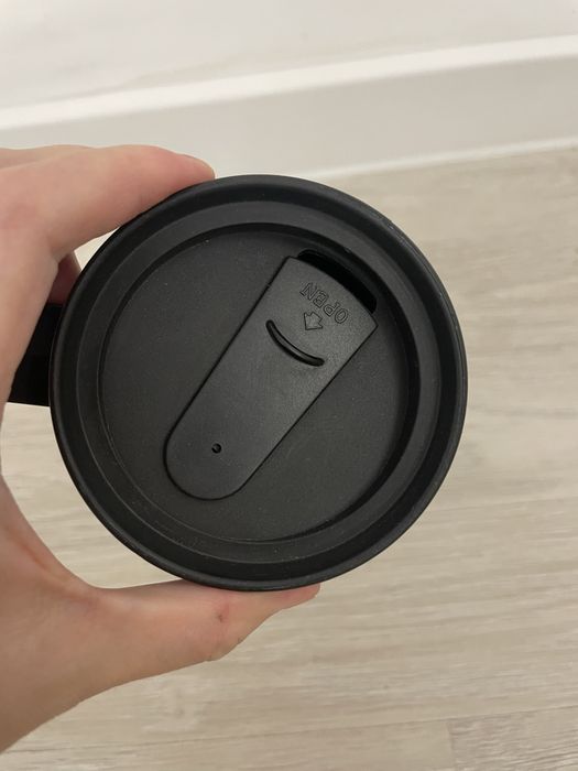 Кружка пласмасовая