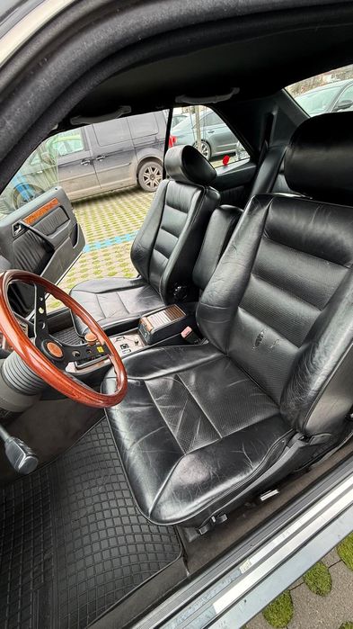 Mercedes Benz W124