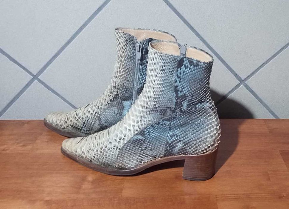 Cizme damă Hudson piele șarpe  mărimea 36 – stare buna