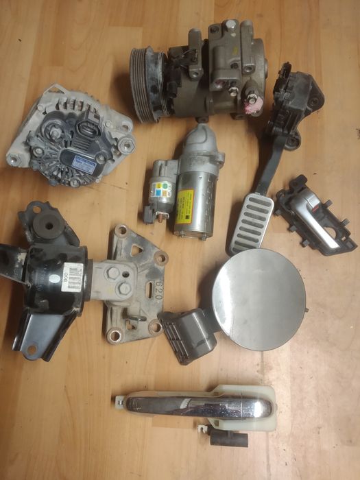 Продам запчасти на Киа Серато 2012 г